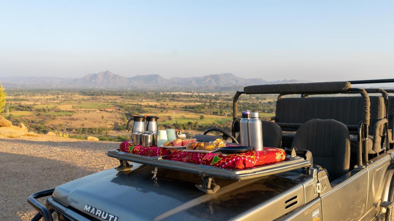 Отель Brij Pola, Jawai - Luxury Jungle Camp With Private Pools Jawai Bandh Экстерьер фото